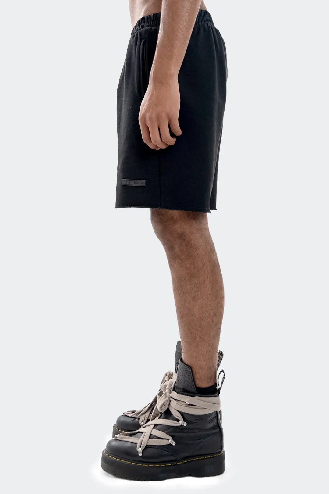 VENENO SHORT EDEN SKULL