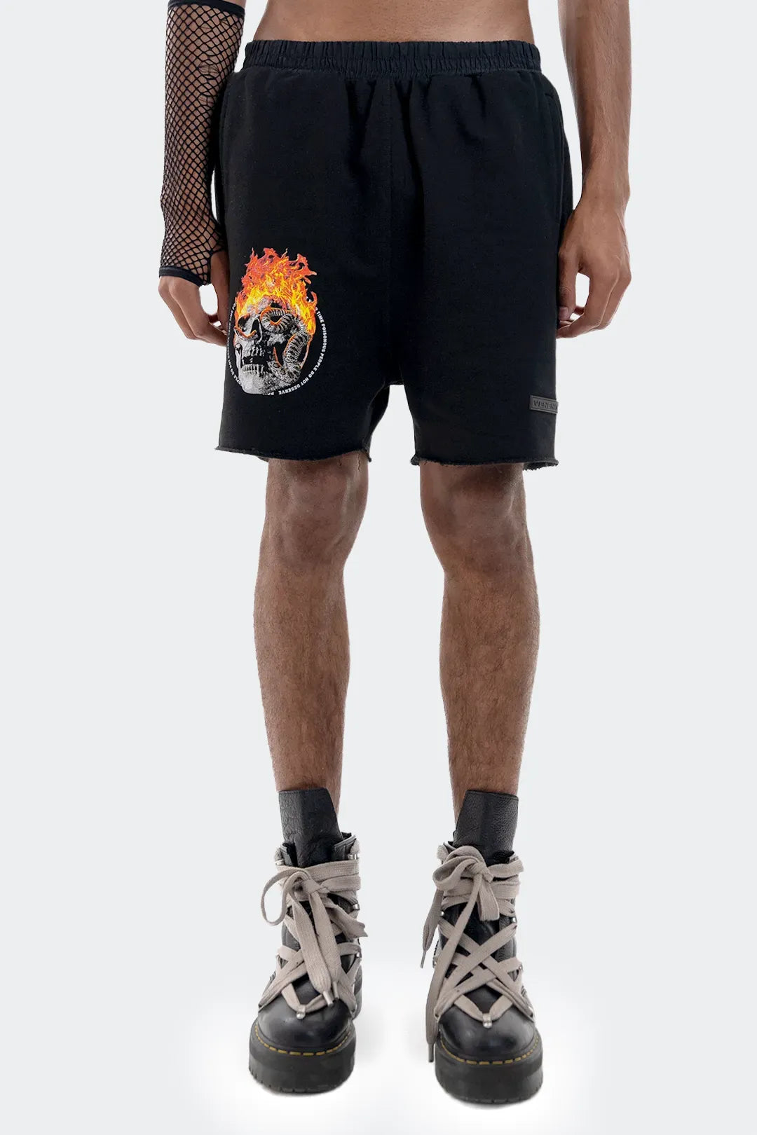 VENENO SHORT EDEN SKULL