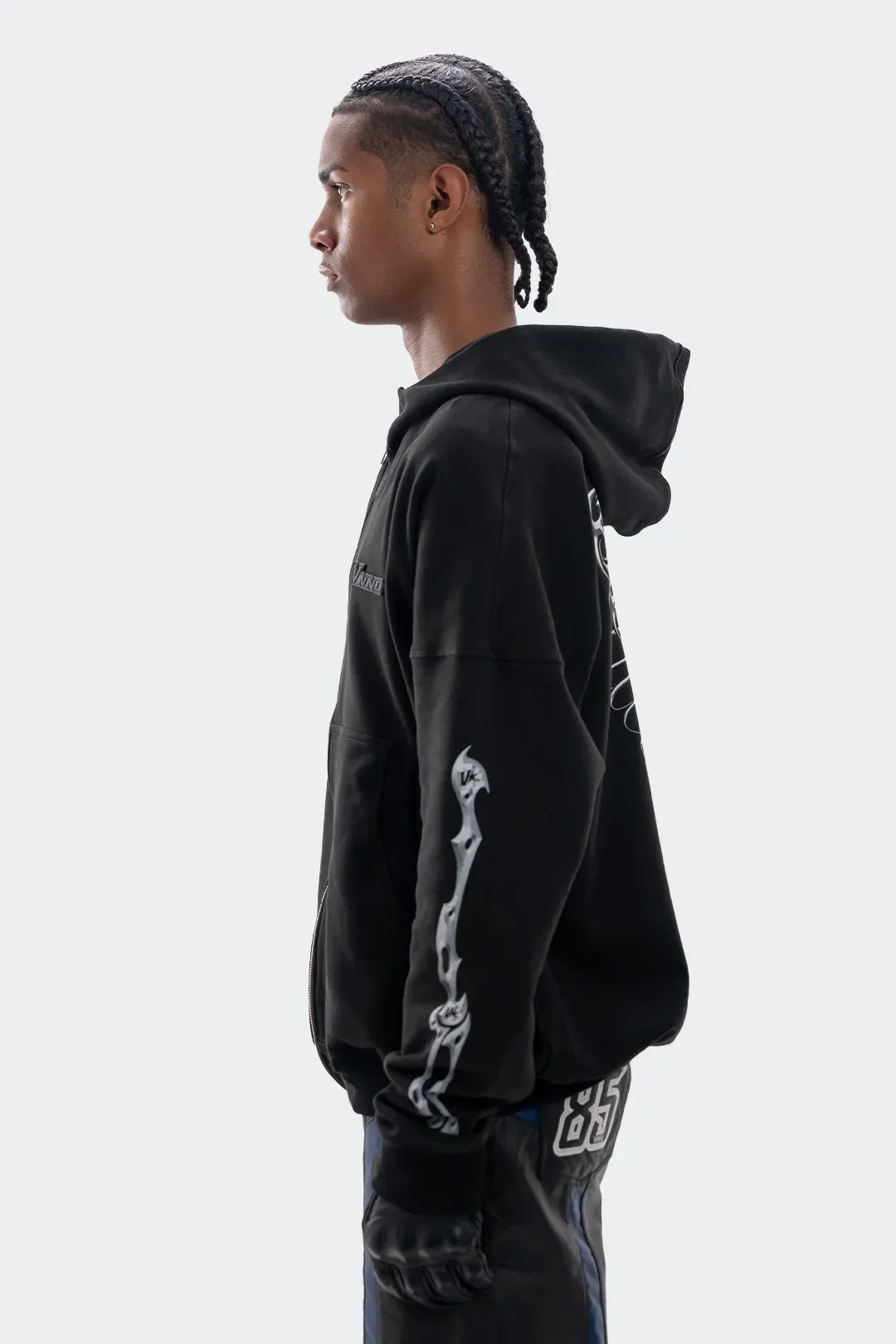 VENENO BUZO ZIP UP GRUNGE BONES