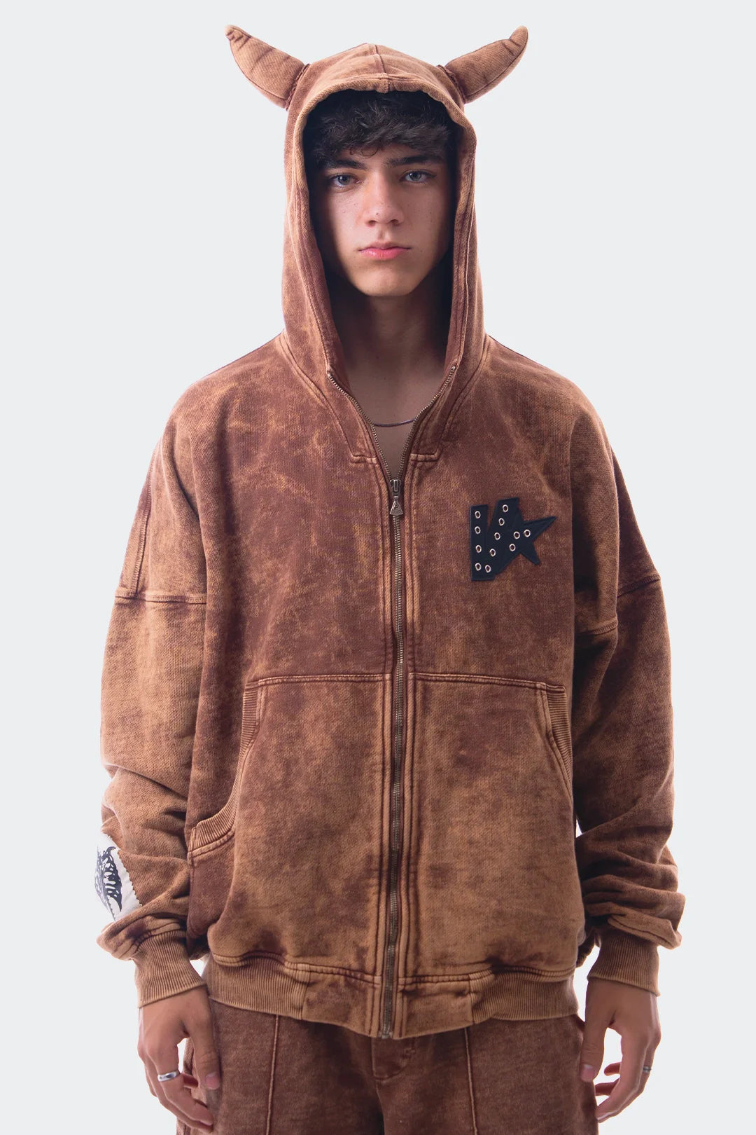 VENENO BUZO ZIPPER HORNS MARRON