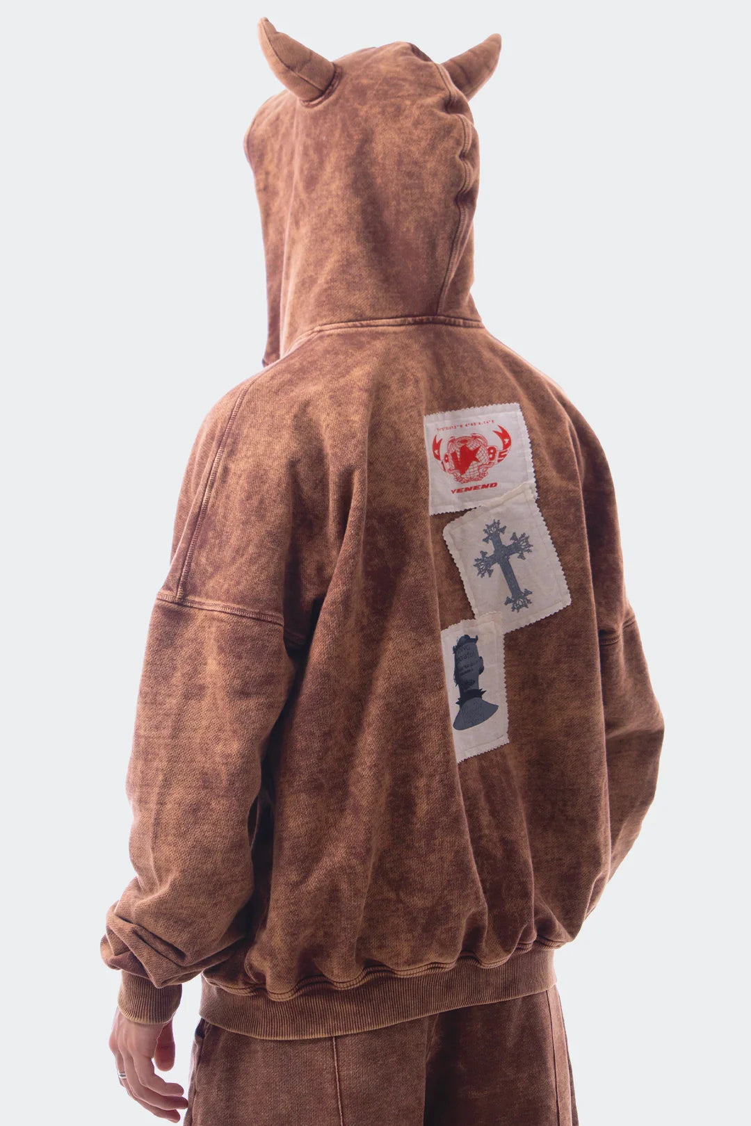 VENENO BUZO ZIPPER HORNS MARRON