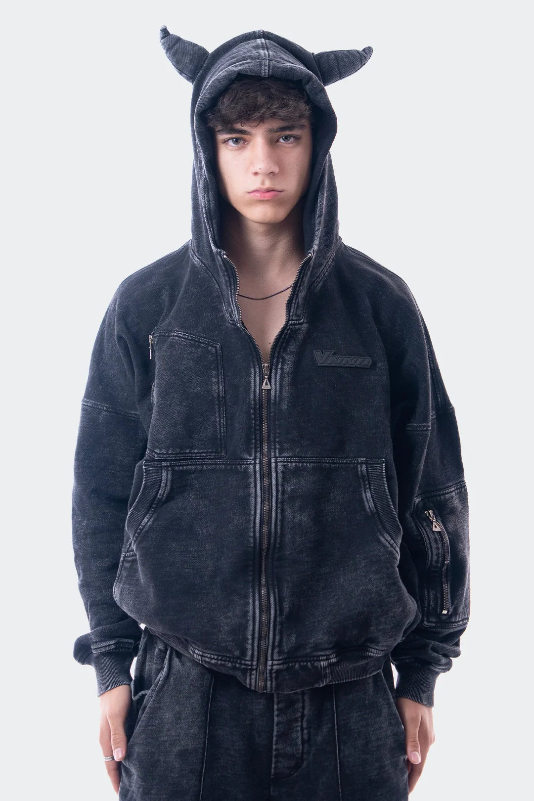 VENENO BUZO ZIPPER SHADOW HORNS