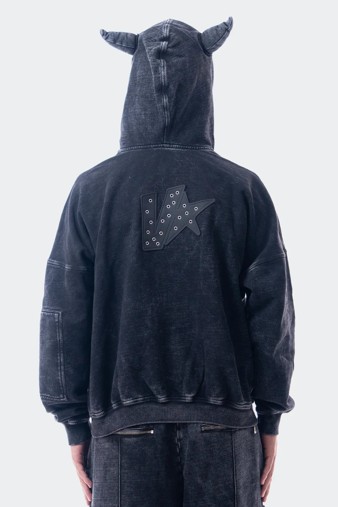 VENENO BUZO ZIPPER SHADOW HORNS