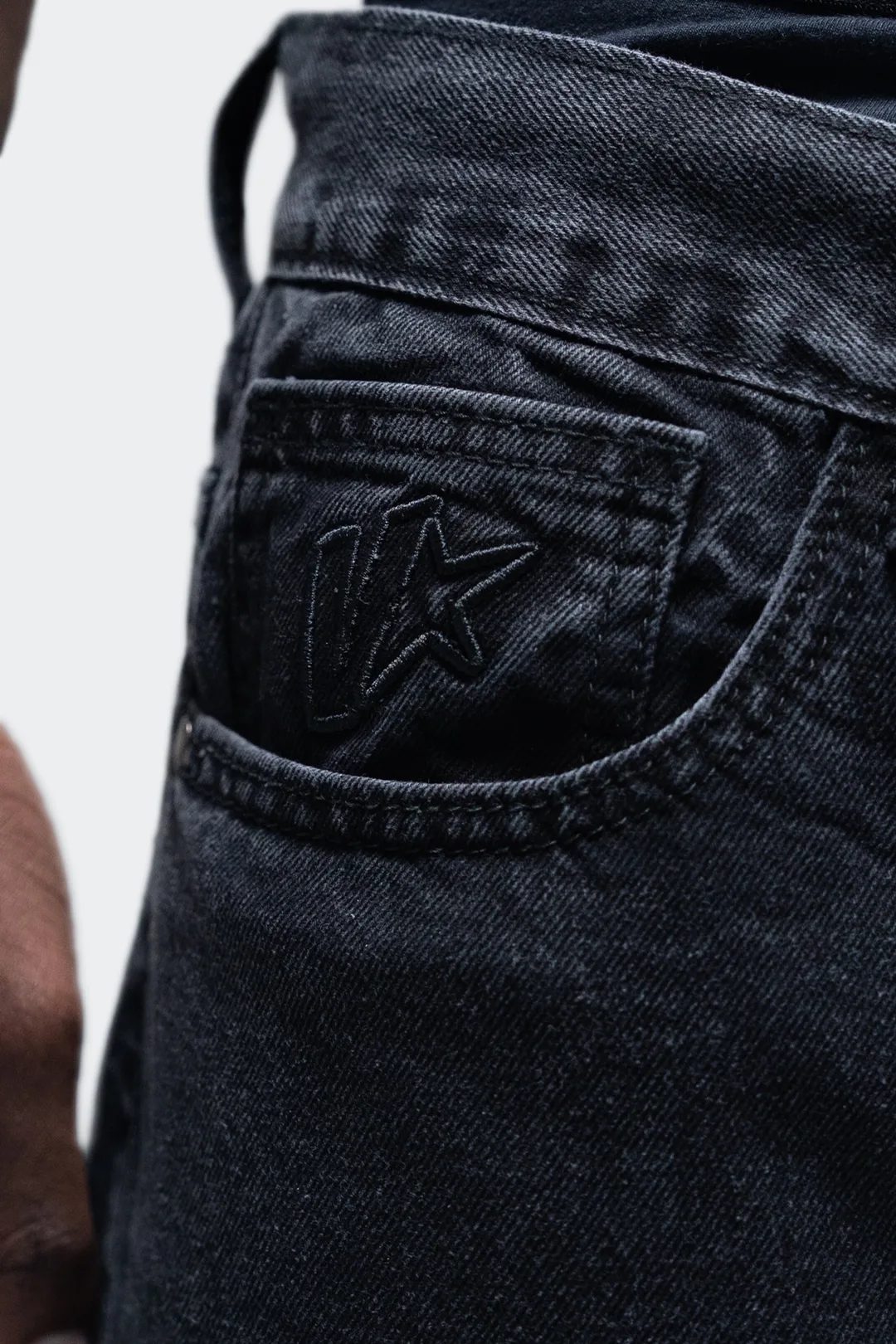 VENENO PANTALON DENIM NEGRO