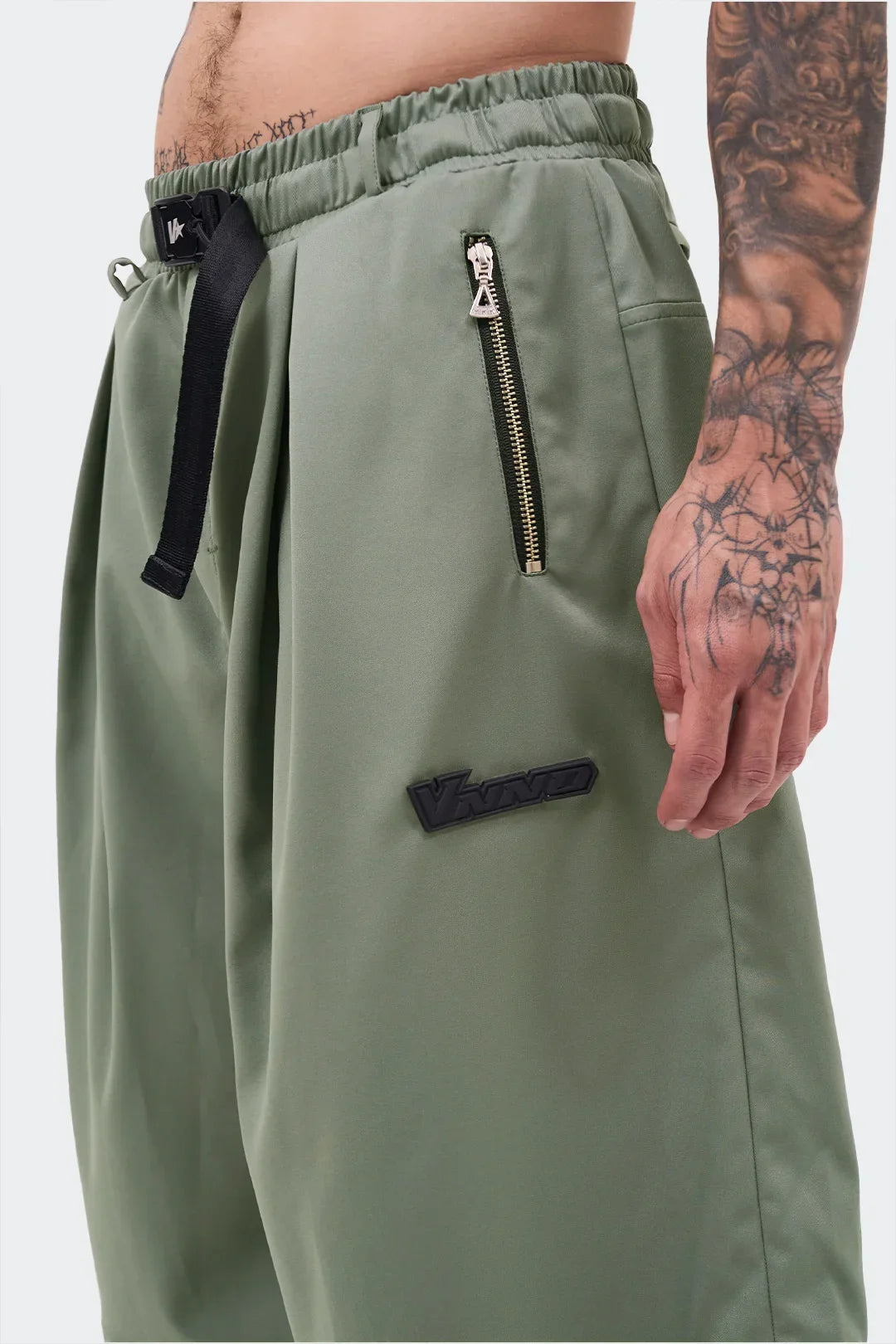 VENENO SHORT FOLD
