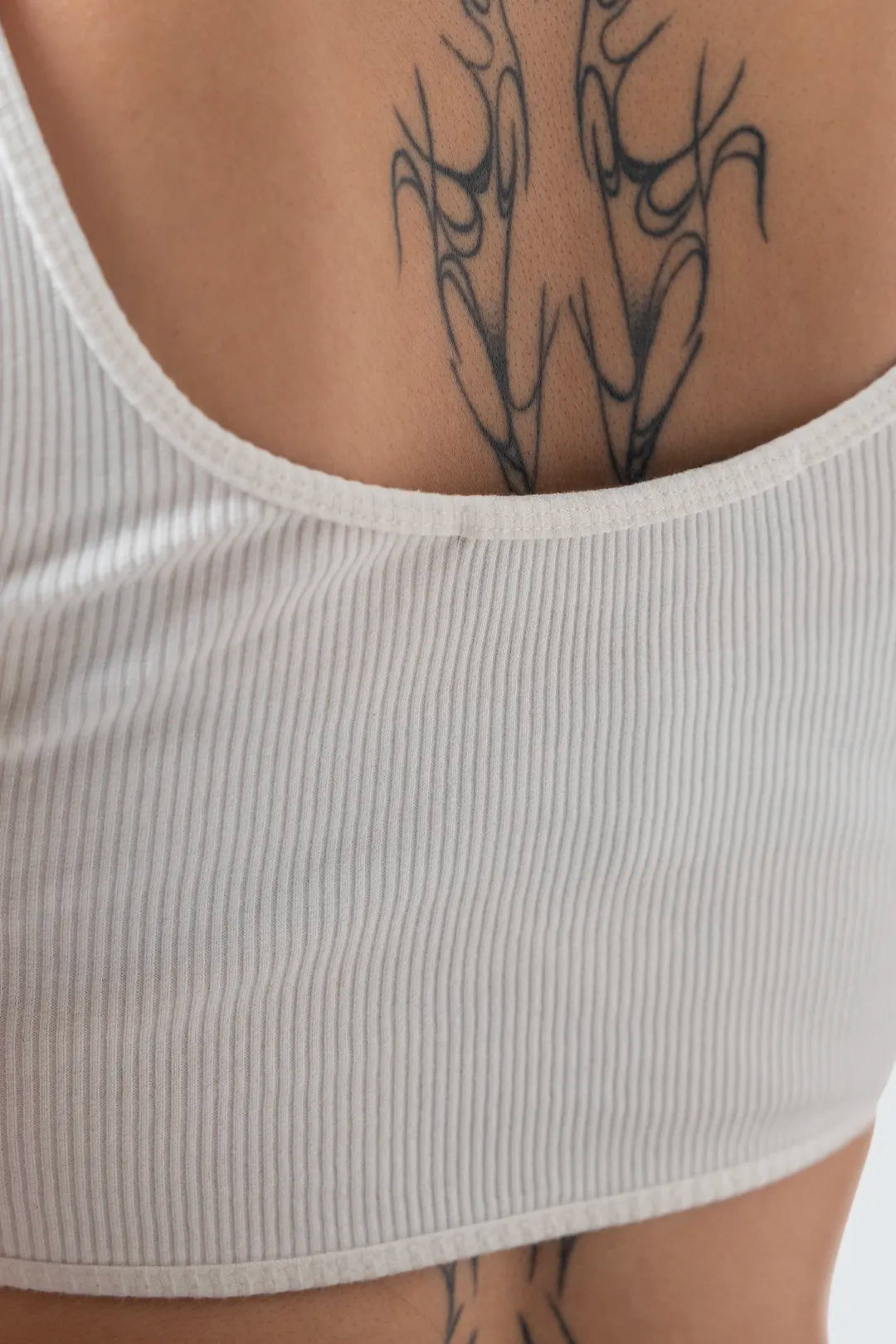 VENENO TOP V - MUJER